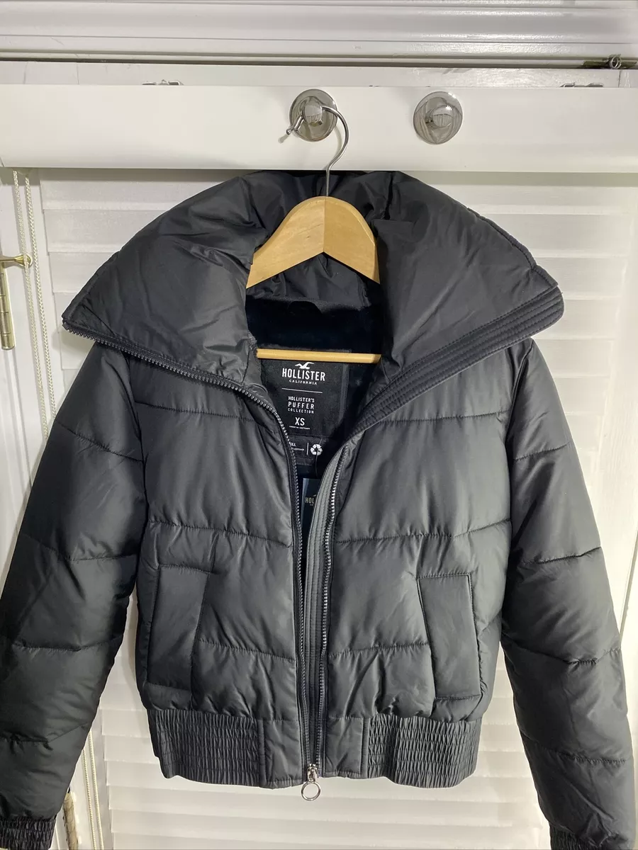 Hollister top black puffer
