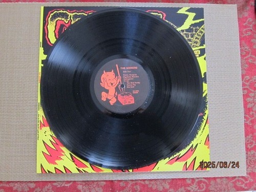 Cramps - Sinners May 16th 1994 Montreal Poison Ivy Lux Interior Ramones LP - Picture 2 of 4