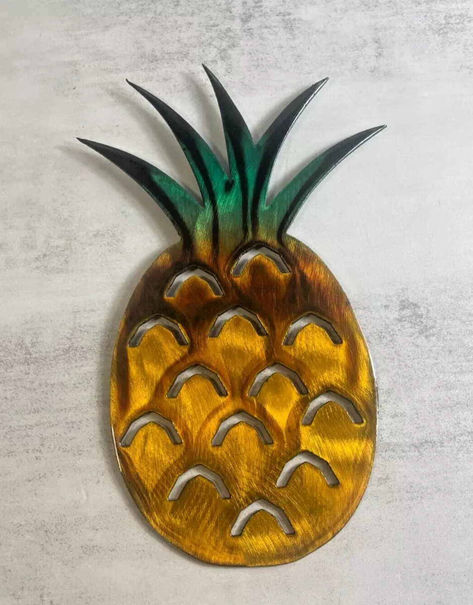 Pineapple outlet wall art