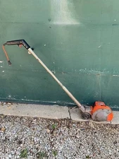 Black and Decker Electric Lawn Edger and trimmer~~OHIO PICK UP ONLY