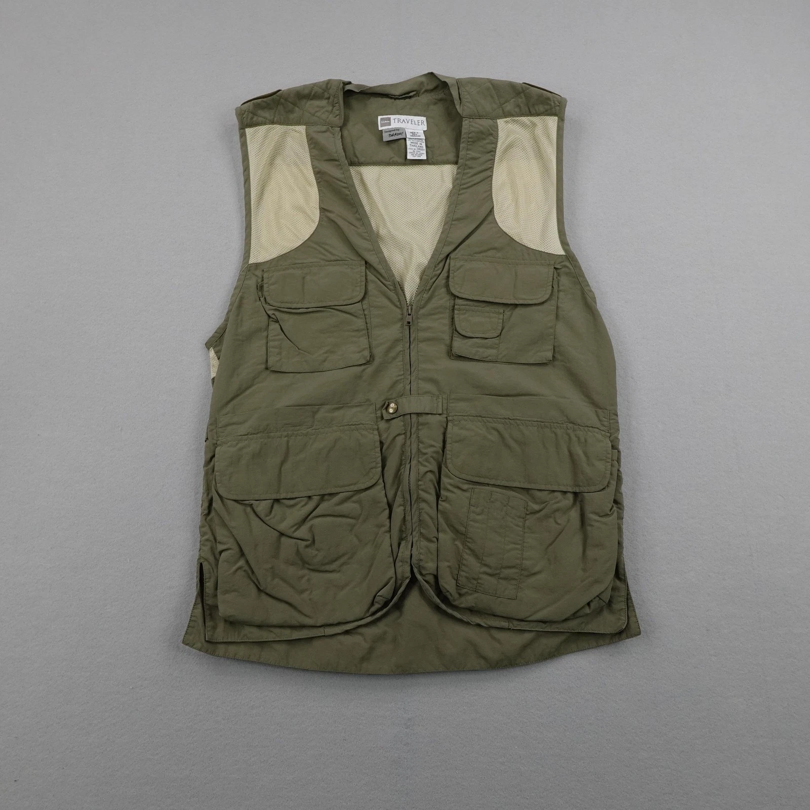 LL Bean Vest Mens Medium Green Traveler Vented Fishing Hiking Safari Bob Krist