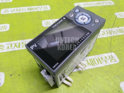 YOKOGAWA UM33A-000-11 Digital Indicator Tested