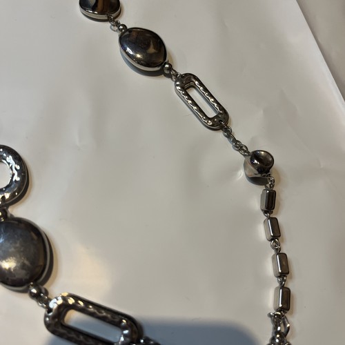 CHICO'S Collana catena di perle con anello martellato tono argento (A55) - Foto 6 di 7