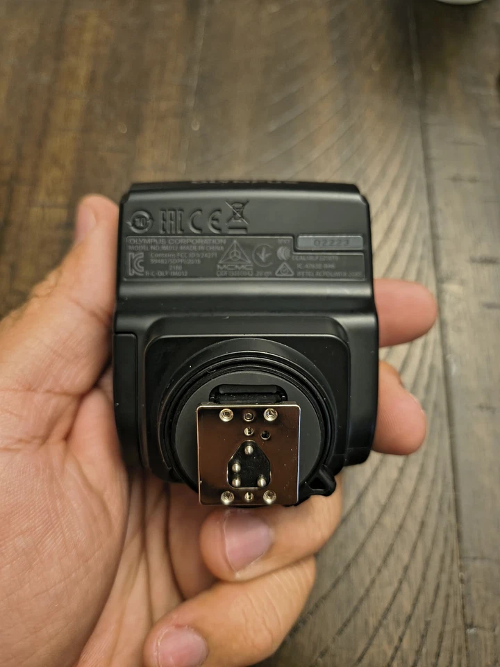 *Mint* OLYMPUS FC-WR Wireless Radio Flash Commander for FL700-WR Flash  - Image 3 of 4