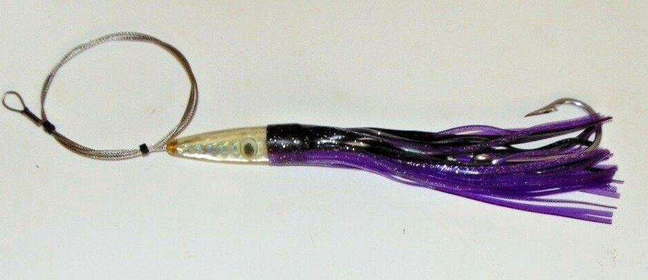 High Speed Wahoo Lure Skirt Ono Tuna Mahi Mahi Cable Rigged SS Leader