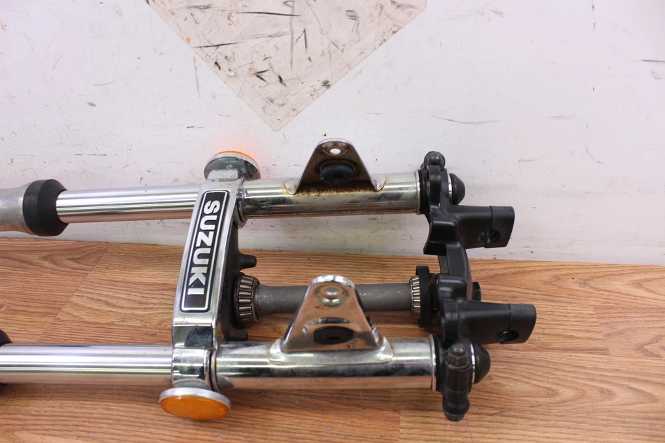 1983 SUZUKI GS450L Left & Right Front Forks Shock Suspension w/ Trees - Image 2 of 4