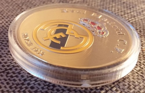 Ronaldo Gold Coin Real Madrid Signature Al Nassr World Cup Man U C CR7 Soccer UK - Picture 21 of 21
