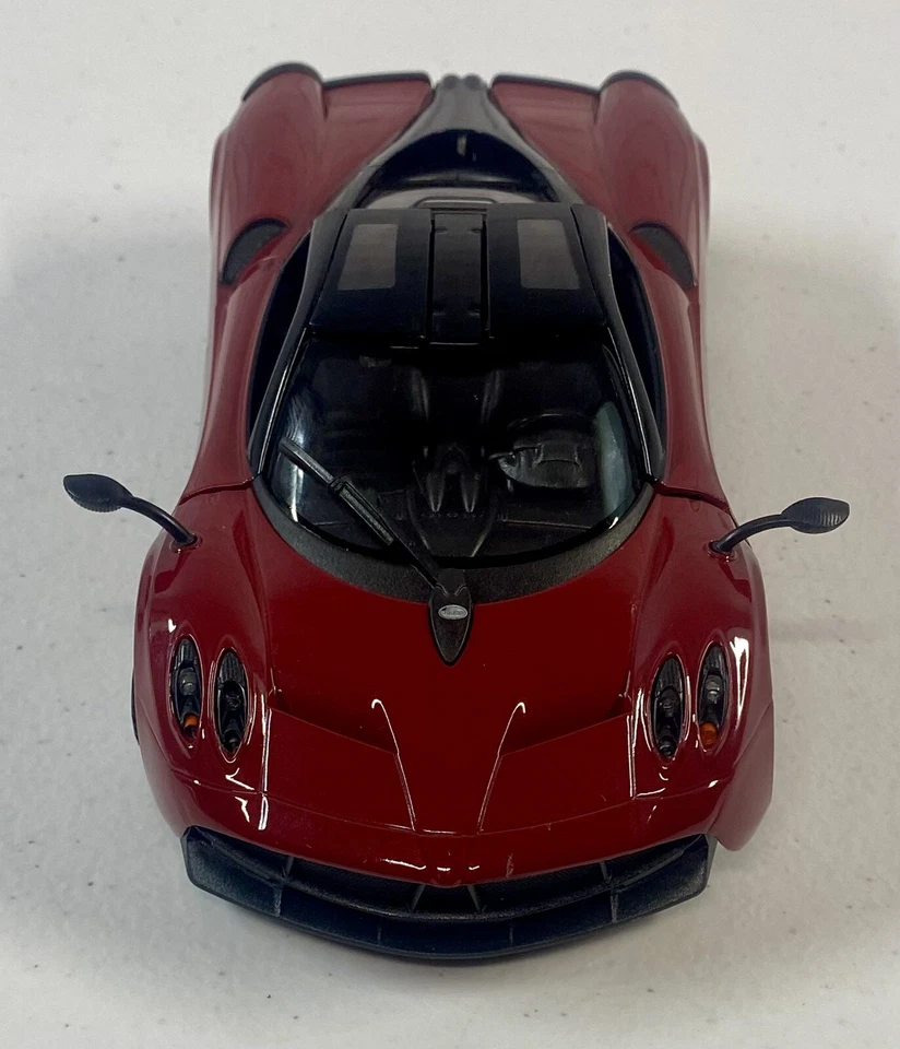 *NUEVO* Coche Diecast Welly 1:24 Pagani Huayra Rojo Oscuro Puertas Ala Foto 4 de 4