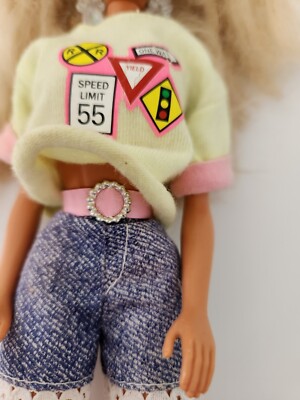 Vintage 1975 Mattel Twist n Turn Barbie Doll Malaysia Blond Hair