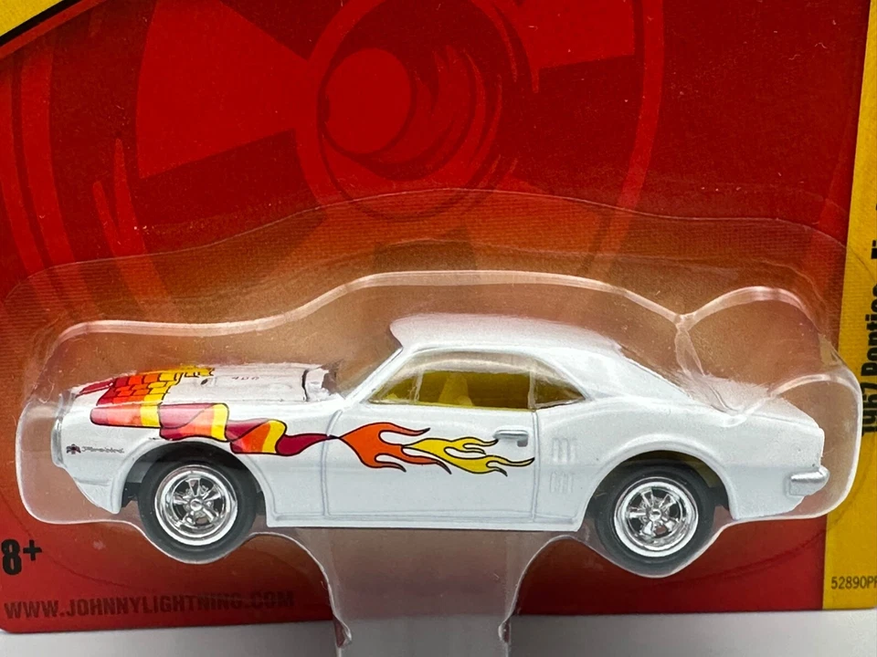Johnny Lightning 1967 Pontiac Firebird, White, Forever 64, 1:64, NIB - Image 2 of 4