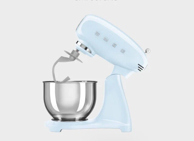 NEW Smeg 800W Pastel BLUE Mixer 50's Style w/ Stainless Steel Bowl - SMF03PBAU - Image 2 of 4