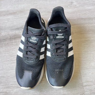 adidas gazelle silver green womens Axel Arigato Men's Apex Flash Runner Beige / Grey Low Top Sneakers