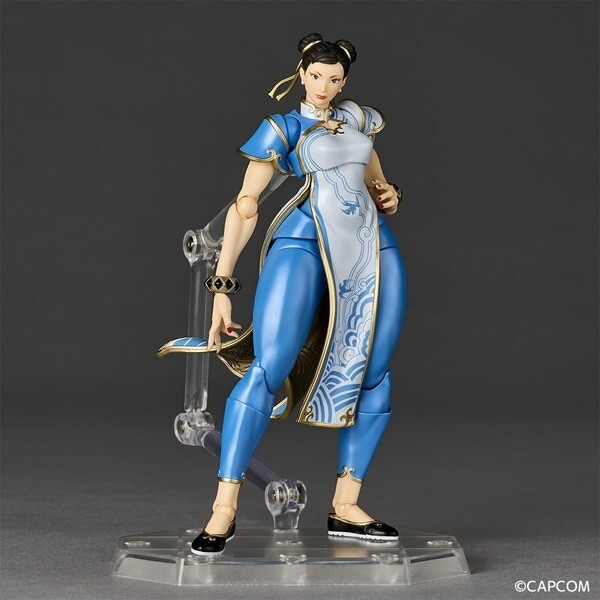 Revoltech Amazing Yamaguchi Chun-Li by Kaiyodo September 2025