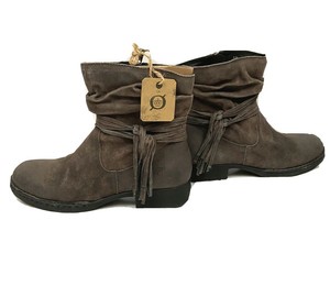 born cross boots taupe