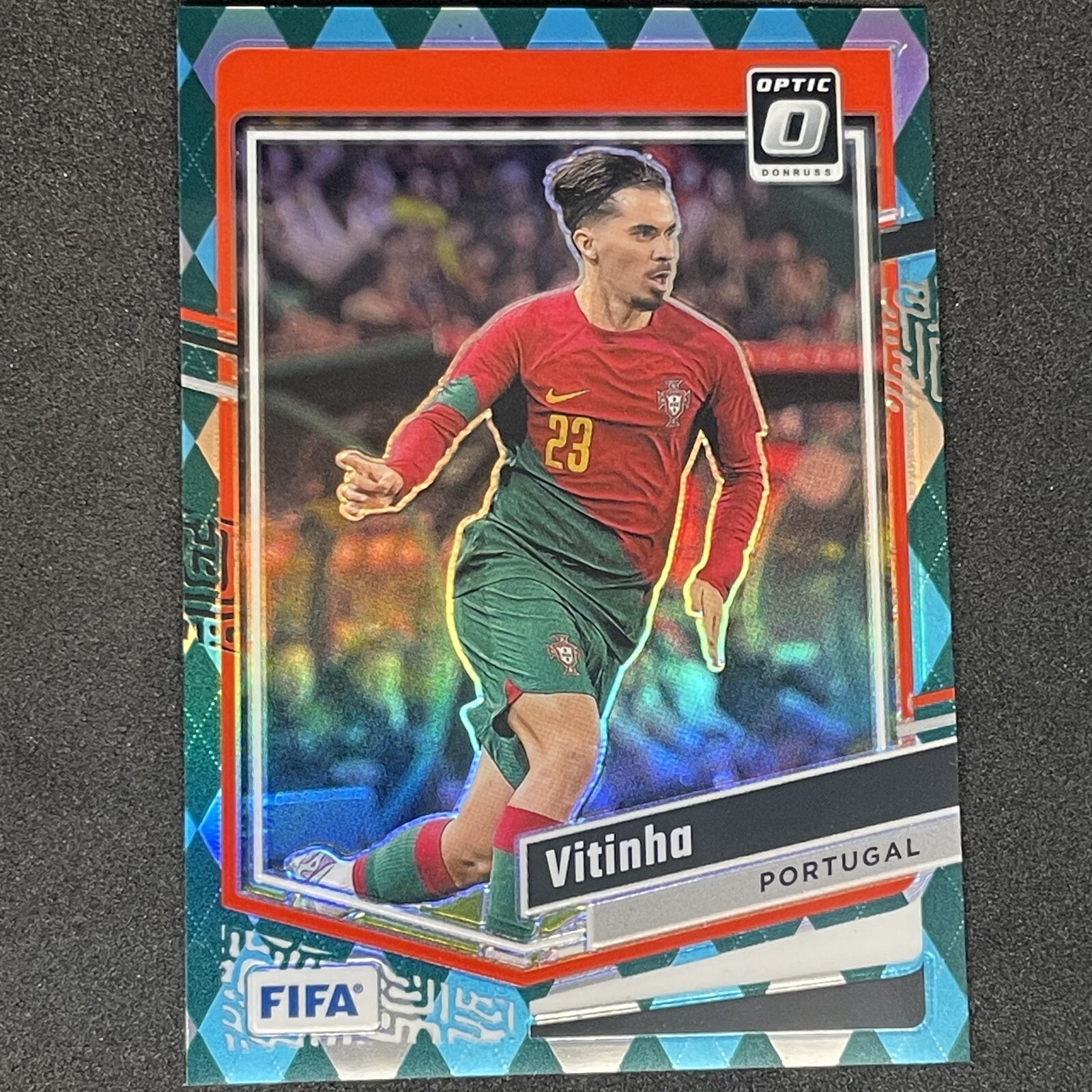 2023-24 Panini Donruss FIFA Optic Argyle Prizm Vitinha #45