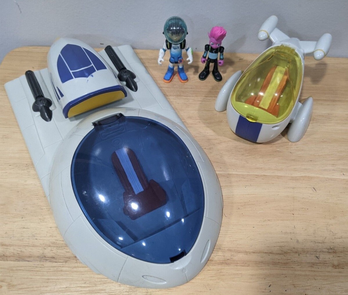 Miles From Tomorrowland Disney Junior EX2 5AZ & Starjetter
