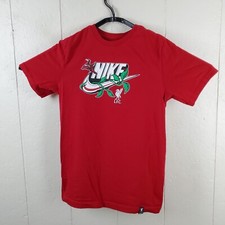 Liverpool Futbol Club Shirt Men Small Red Crew Neck Short Sleeve Graphic Stretch