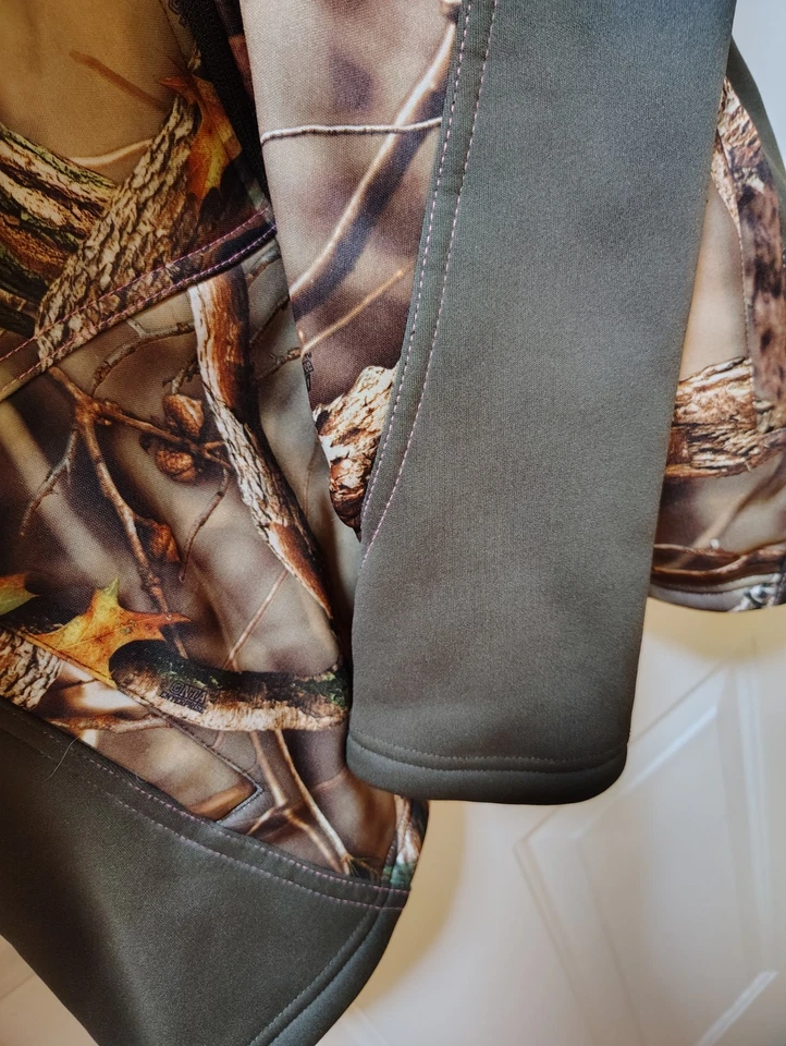 Legendary Whitetails Timber Creek Women's Lined Softshell Jacket Size S - Image 3 of 4