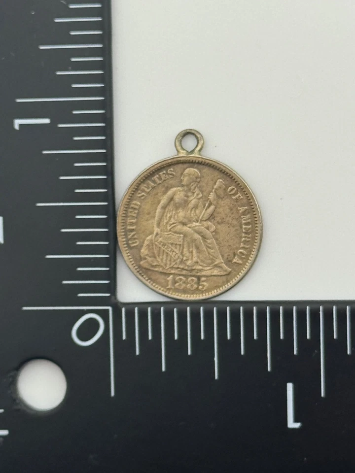 Antiguo dije de diez centavos libertad sentada Love Token de 1885 Foto 3 de 4
