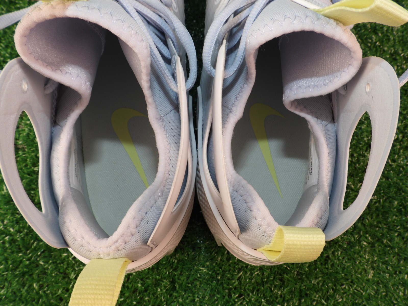 NIKE Huarache 9 Elite Mid LAX SE Mens 13 Grey Black Lacrosse Cleats FV6149-001