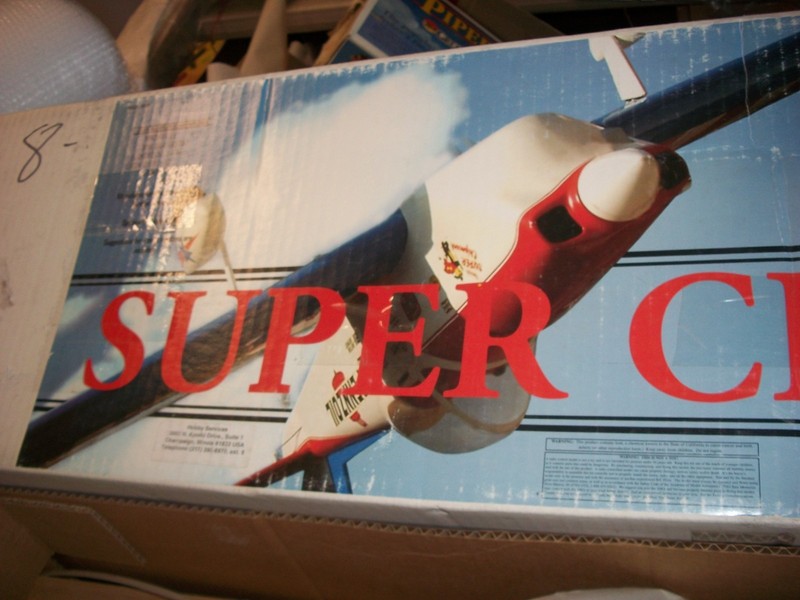 CARL GOLDBERG SUPER CHIPMUNK RC AIRPLANE KIT