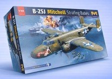 HK Models 01E036 1/32 B-25J Mitchell Strafing...
