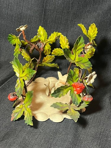 Vintage Italian Tole Painted Wrought Iron Strawberry Hurricane Candlestick Italy - Picture 8 of 20