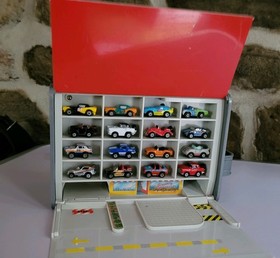 Micromachines 1989 Secret Auto Accessories Gasoline Can Playset And Car Carrier