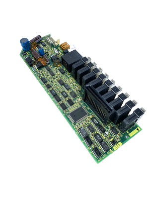 FANUC CIRCUIT BOARD A20B-2001-0933/05B Overnight Shipping Available