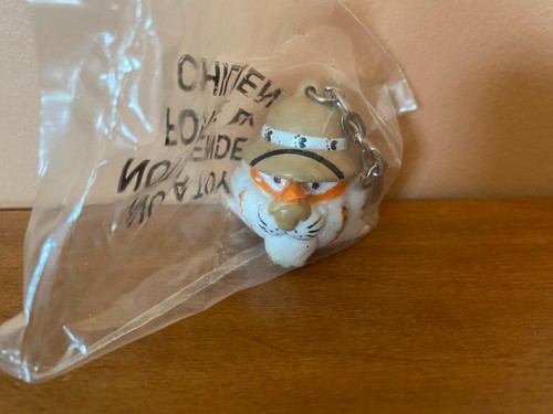 Vintage EXXON Corp. TIGER mit SAFARI HUT Spielzeug Schlüsselanhänger 1997 - Neu in Cellophan - Bild 1 von 4