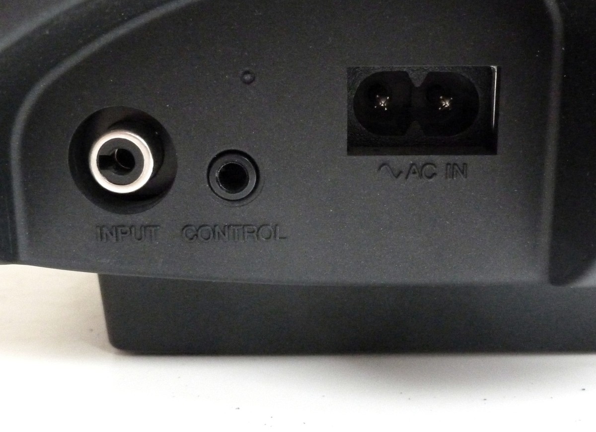 Technics SB-AV30D - aktiver Mono Lautsprecher mit Cinch Eingang 
