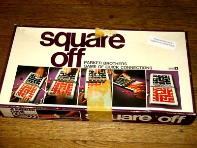 ''SQUARE OFF'' Parkers Brothers board game of quick connections (1972)