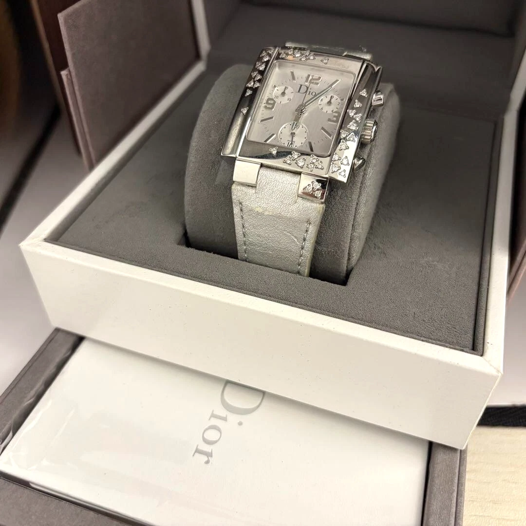 Montre CHRISTIAN DIOR Riva lunette diamant étincelant D81 101 femme avec boîte Japon BWB