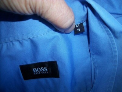 Chemise Hugo Boss Noir – Coton Bleu Clair – Taille M, Manches Courtes – Occasion Très Bon état