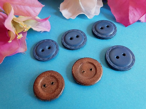 722BBIS Real Old Buttons Leather Blue Cérulé Lot 6 Buttons EP 1970/80 - Picture 4 of 4