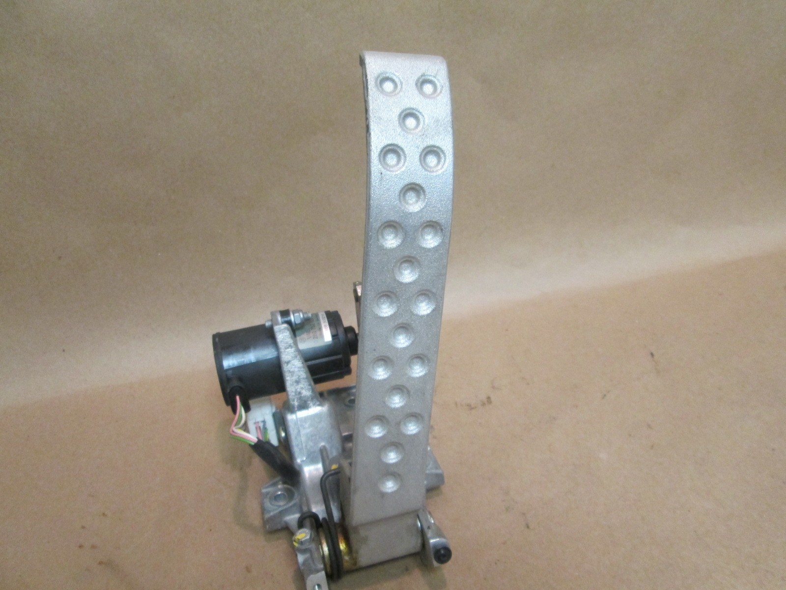 Ferrari 360,430 Throttle Pedal w/ Potentiometer # 180220 / 170083