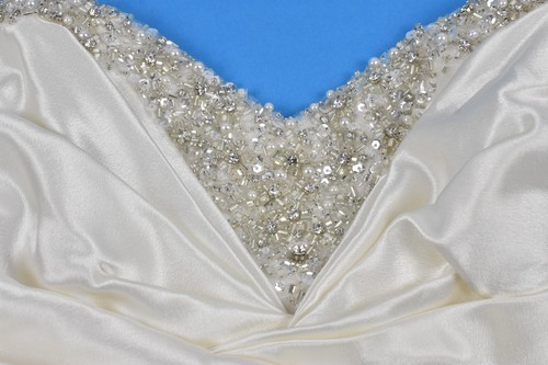 Maggie Sottero Memories Strapless Ivory A-Line Satin Wedding Dress Size 14 - Picture 12 of 12