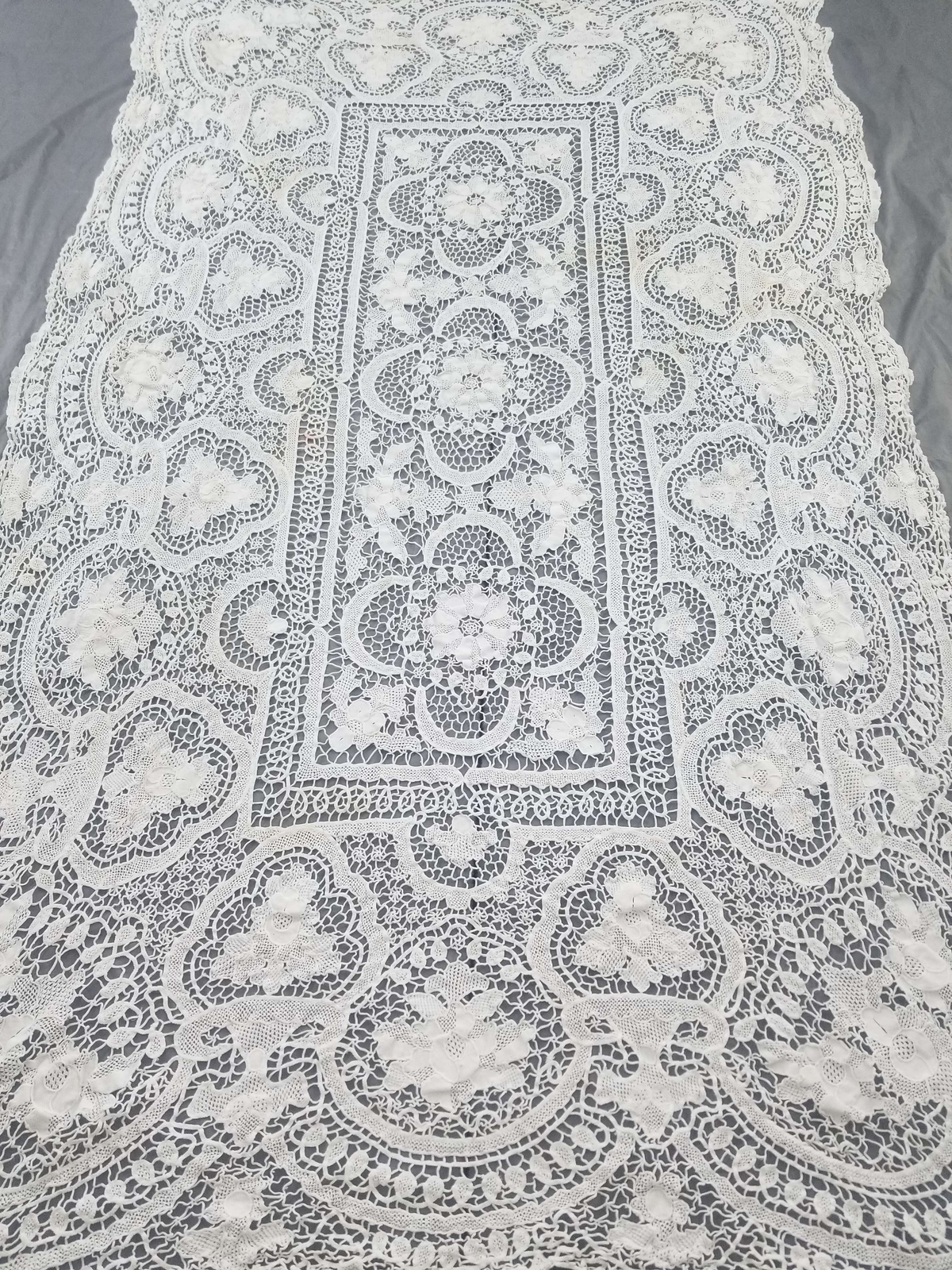 Picture 3 of 12