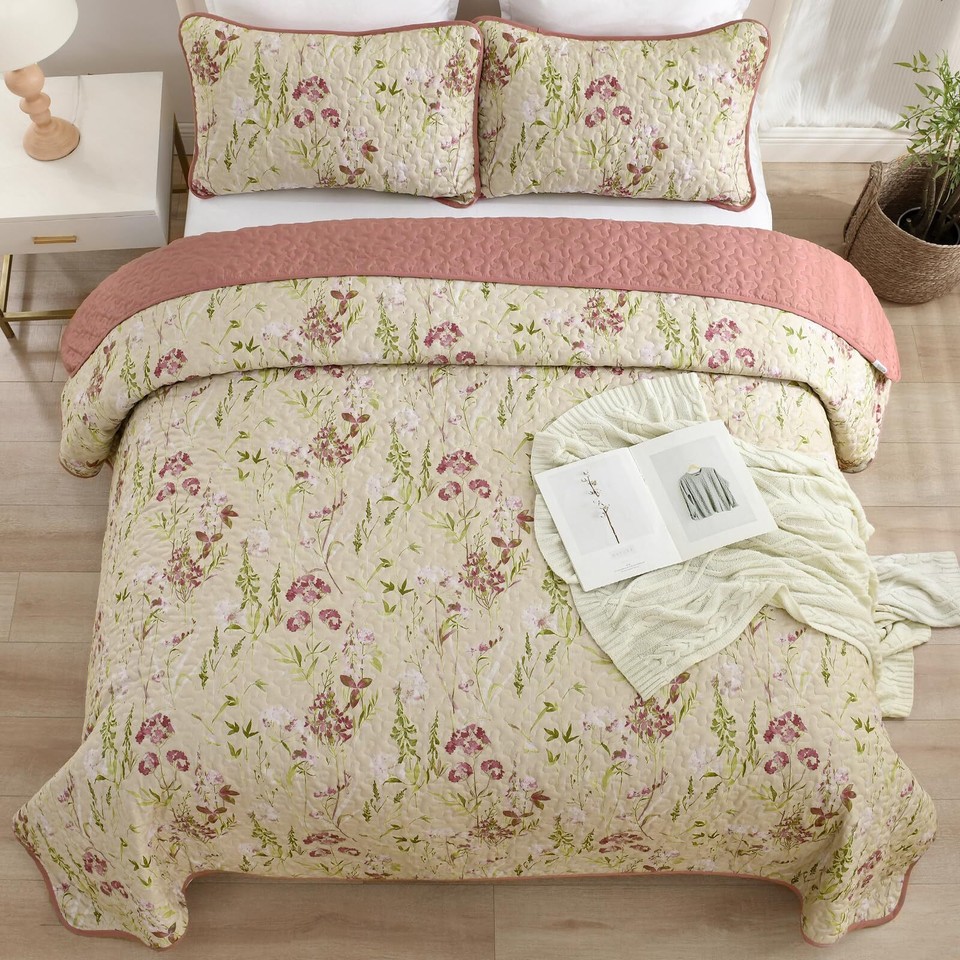 Quilt Set Queen Size,Beige Floral Quilt Bedding Set,3Piece Lightweight