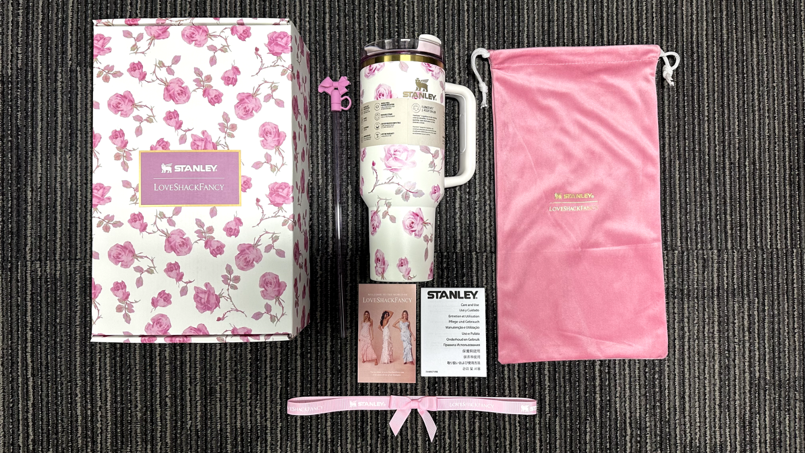 Stanley X LoveShackFancy Quencher-Ribbon Rosa 40OZ White Tumbler Car Cup New2025