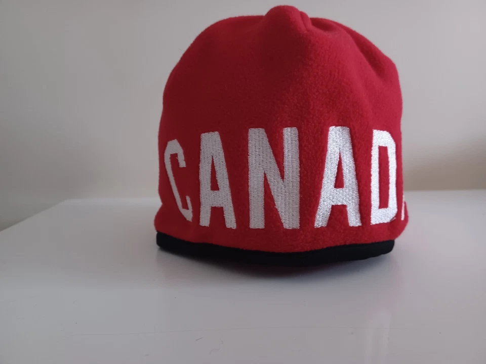 Canada Hudson's Bay Olympics Beanie Hat Cap OSFA Red Sochi 2014 NWOT - Image 2 of 4