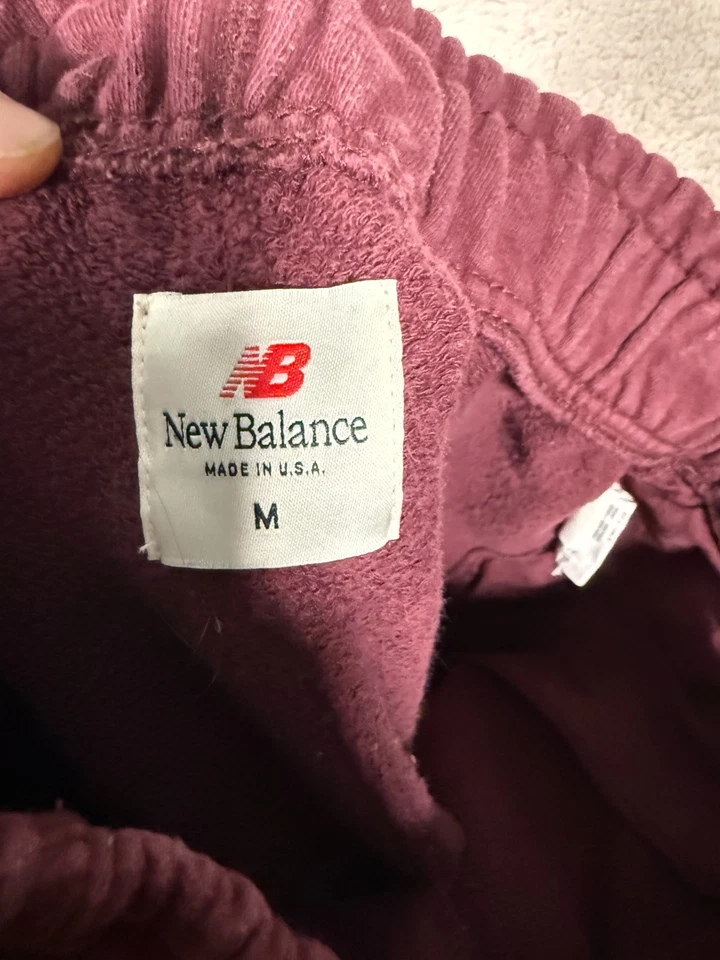Pantalón Deportivo New Balance Hecho en EE. UU. Core Borgoña Grande para Hombre’s Foto 3 de 4