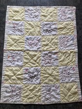 Vtg Hand Embroidered Baby Crib Quilt Boy Girl Baby Animals 36 x 48" Flannel Back
