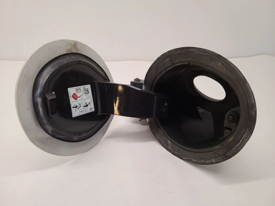2010-2019 FORD TAURUS Fuel Filler Door White AG1Z54405A26AAPTM 10-19 Foto 3 de 4