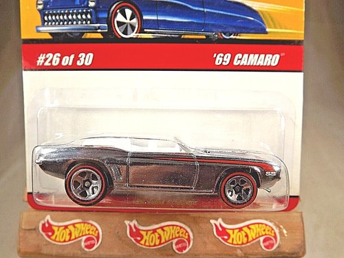 2006 Hot Wheels Classics Series 3 26/30 '69 CAMARO Chrome w/Red Line 5 Spokes - Picture 2 of 5