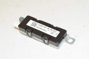 Audi A5 8T 07-12 Antennenverstärker Steuergerät links unten hinten ORIGINAL
