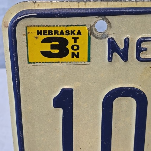 1987 Platte County Nebraska License Vtg Truck Plate 3 Tons w/ Stickers 10-3564 - Picture 4 of 10