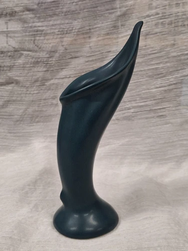 Nouveau Van Briggle Calla Lily Pottery Vase - Dark Teal MUST SEE!! 8.5" Tall