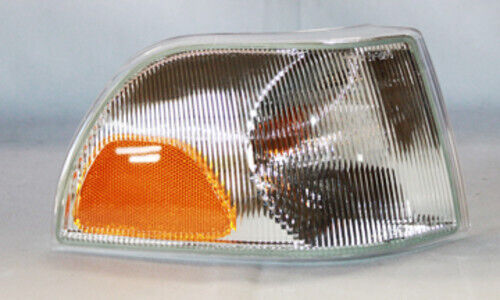 Parking Light fits 1998-2002 Volvo C70,V70 S70  TYC - Picture 1 of 2