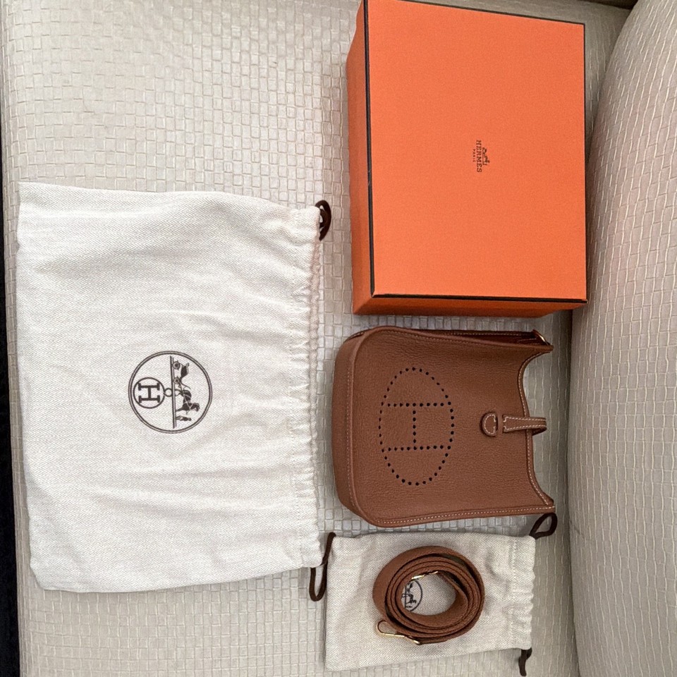 Hermès Evelyne TPM 16 Mini Bag Gold with Gold Hardware Excellent Condition